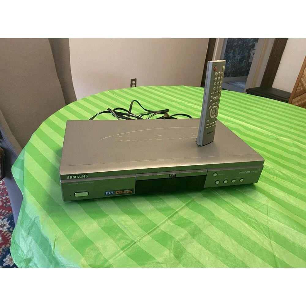 SAMSUNG DVD/CD/MP3 Player DVD-5222 TESTED With Remote
